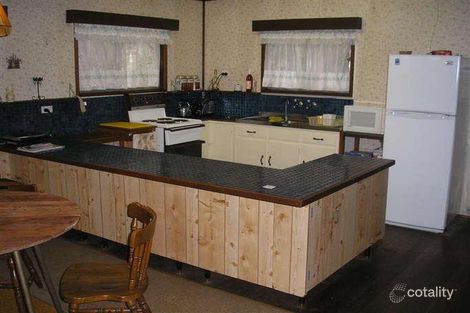 Property photo of 4 Robin Court Sawmill Settlement VIC 3723