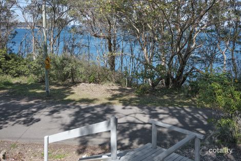 Property photo of 56 Dobell Drive Wangi Wangi NSW 2267