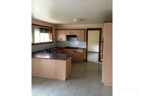 Property photo of 17 Emu Avenue Hinchinbrook NSW 2168