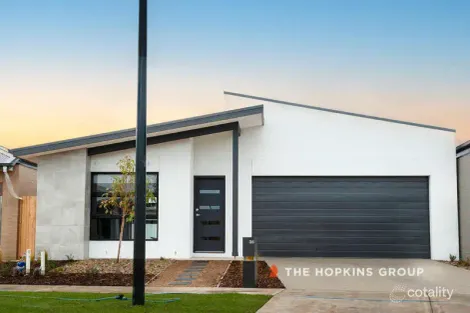 36 EVERGREEN ST, ARMSTRONG CREEK, VIC 3217
