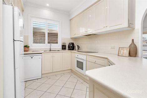 Property photo of 1 Ellalong Place Doonside NSW 2767