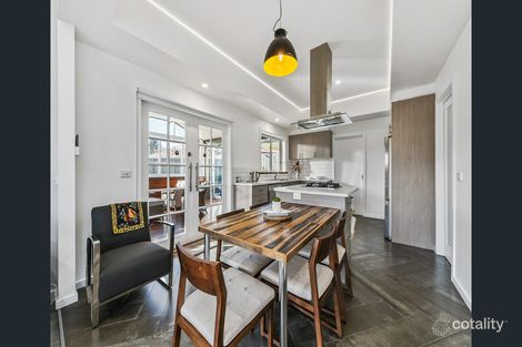 Property photo of 21 Lydia Mary Drive Berwick VIC 3806