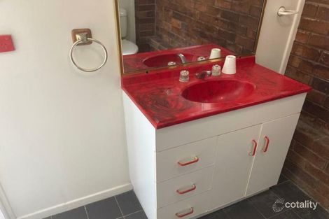 26 Hayes Ave, Boyne Island, QLD 4680