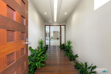 Property photo of 7 Canopy Way Palm Cove QLD 4879