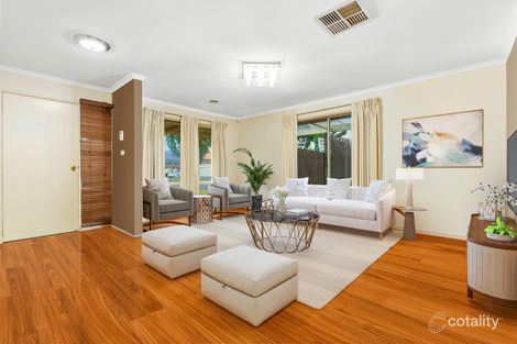 Property photo of 33 Glenaire Crescent Cranbourne West VIC 3977