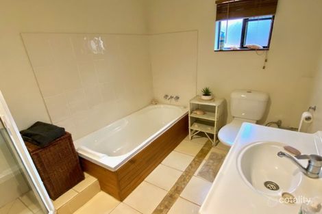 Property photo of 22 Creek Road Tannum Sands QLD 4680