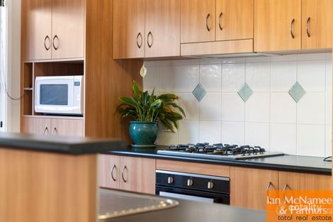 Property photo of 38 Dora Street Jerrabomberra NSW 2619
