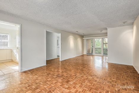 Property photo of 4/63 Outlook Crescent Bardon QLD 4065