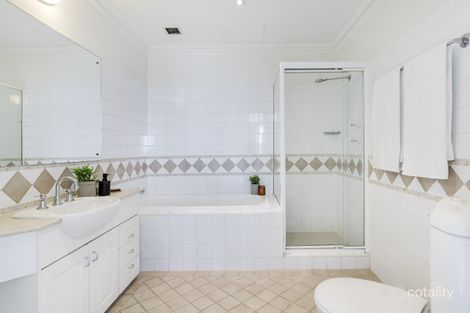 Property photo of 702/22-40 Sir John Young Crescent Woolloomooloo NSW 2011