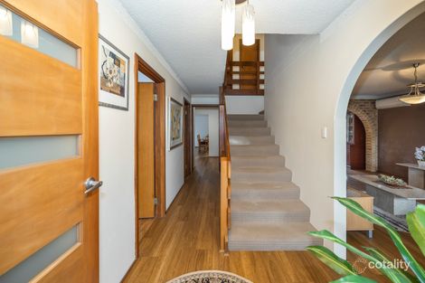 Property photo of 31 Ackmar Way Swan View WA 6056