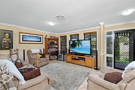 Property photo of 3 Daintree Crescent Blue Haven NSW 2262