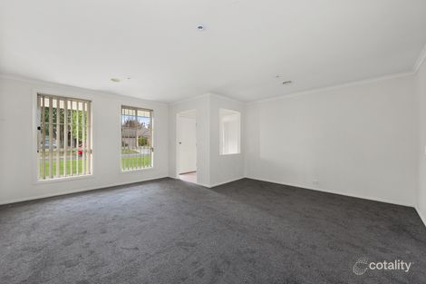 Property photo of 8 Chelsea Place Alfredton VIC 3350