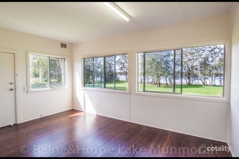 Property photo of 420 Tuggerawong Road Tuggerawong NSW 2259