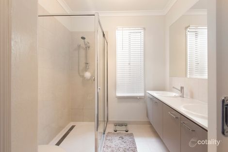 Property photo of 5 Greenside Circuit Sandhurst VIC 3977