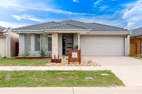 Property photo of 5 Greenside Circuit Sandhurst VIC 3977