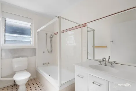 Property photo of 3/43 Saunders Street Indooroopilly QLD 4068