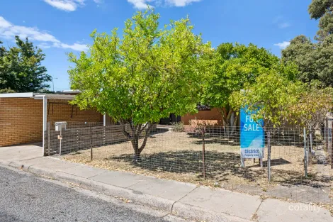 Property photo of 6 Parwanoff Street Mansfield VIC 3722