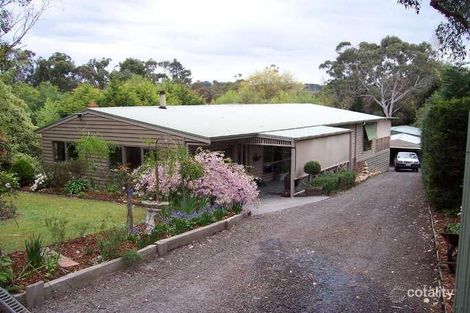 21 Railway Rd, Seville, VIC 3139
