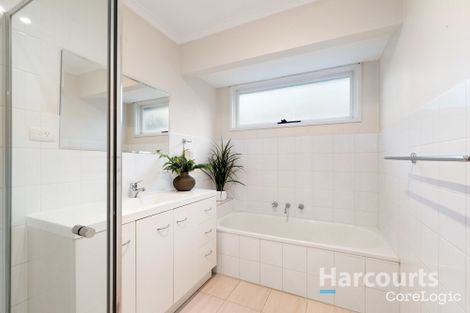 16 Renou Rd, Wantirna South, VIC 3152