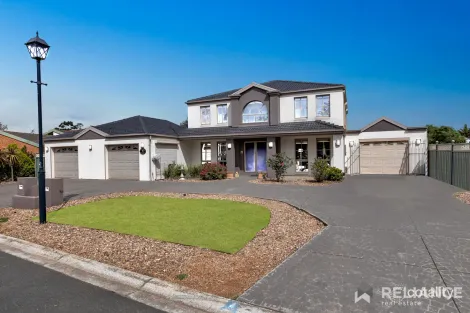 Property photo of 4 Eppalock Circuit Caroline Springs VIC 3023