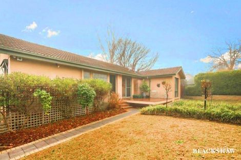 9 Gilmore Cres, Garran, ACT 2605