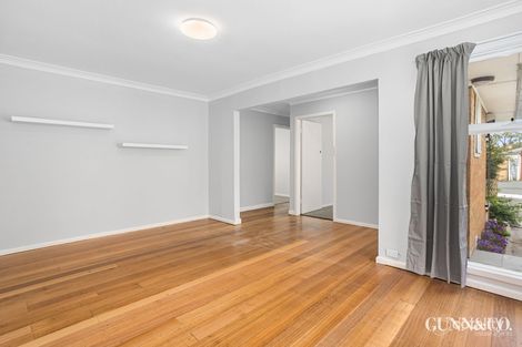 Property photo of 10 Swan Court Newport VIC 3015