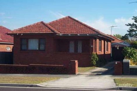 Property photo of 15 Duchess Avenue Rodd Point NSW 2046