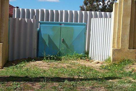 2f Adelphi Ct, Marangaroo, WA 6064