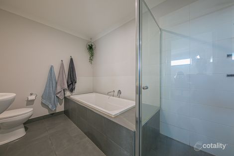 Property photo of 26 Apium Street Clyde VIC 3978