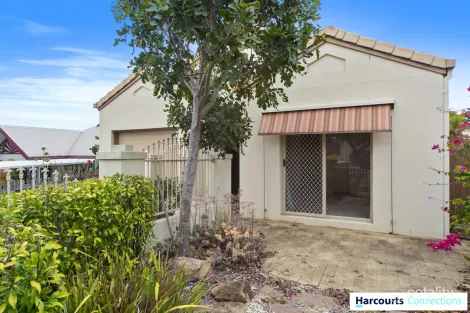 Property photo of 12 Weyba Close Forest Lake QLD 4078