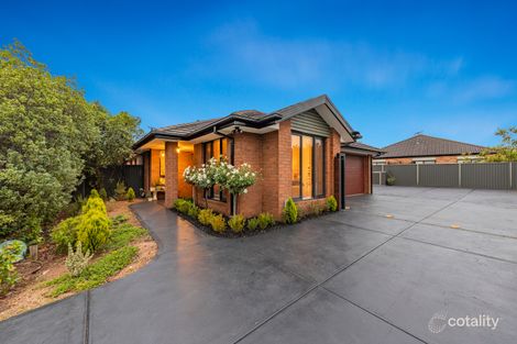 Property photo of 10 Pyrus Court Pakenham VIC 3810