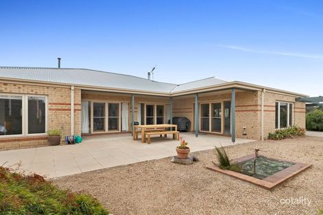 Property photo of 33 Carinya Drive Gisborne VIC 3437
