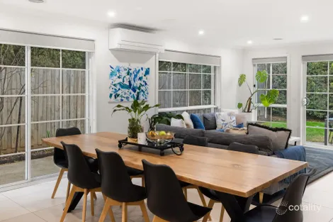Property photo of 1/7 Pine Avenue Werribee VIC 3030