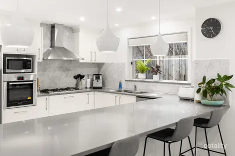 Property photo of 1/7 Pine Avenue Werribee VIC 3030