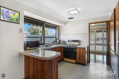 Property photo of 38 Swan Street Werribee VIC 3030