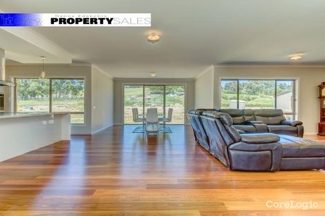 Property photo of 305 Mountain Glen Drive Trafalgar East VIC 3824