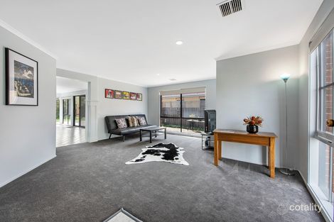 Property photo of 5 Torro Walk Sydenham VIC 3037
