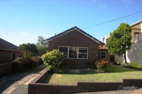 25 Olive St, Kingsgrove, NSW 2208