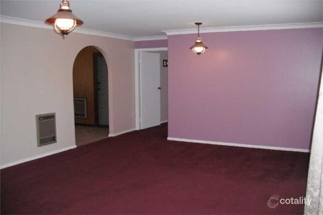 Property photo of 4 Euroka Place Blayney NSW 2799