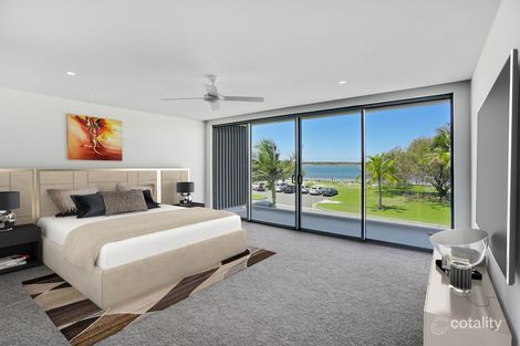 Property photo of 24 Shearwater Esplanade Runaway Bay QLD 4216