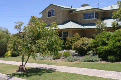 Property photo of 2 Clareville Crescent Kallaroo WA 6025