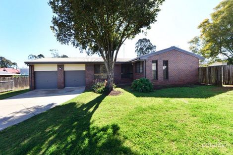 Property photo of 2 Christopher Court Harristown QLD 4350