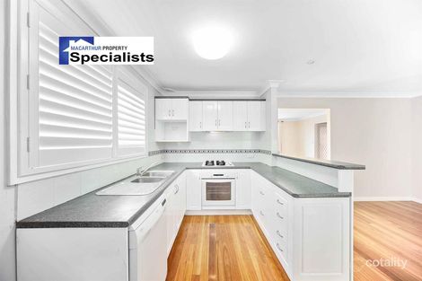 Property photo of 32 Parma Crescent St Helens Park NSW 2560