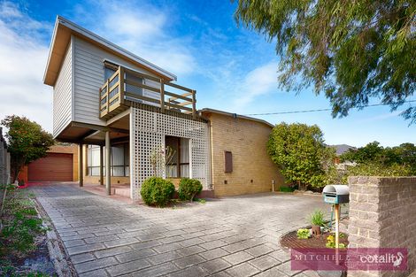 153 Railway Pde, Seaford, VIC 3198