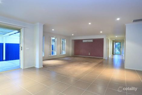 Property photo of 6 Stringy Bark Circuit Pakenham VIC 3810