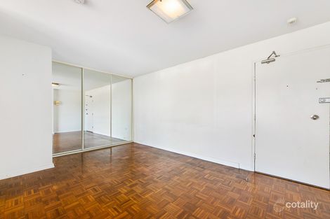 Property photo of 107/2-4 East Crescent Street McMahons Point NSW 2060