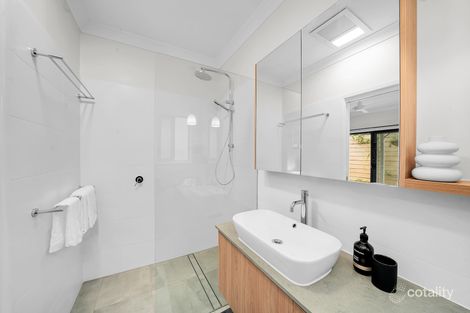 Property photo of 84A Minto Crescent Arana Hills QLD 4054