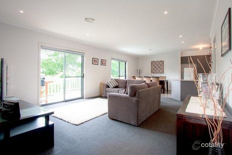 Property photo of 3/1-5 Rodney Street Gisborne VIC 3437
