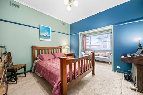 Property photo of 32 Eames Avenue Brooklyn VIC 3012