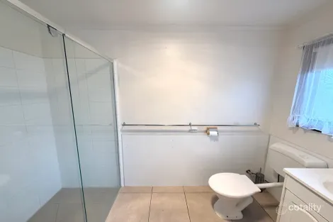 Property photo of 1 Floris Avenue Drouin VIC 3818